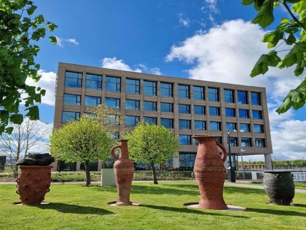 1 new park square edinburgh